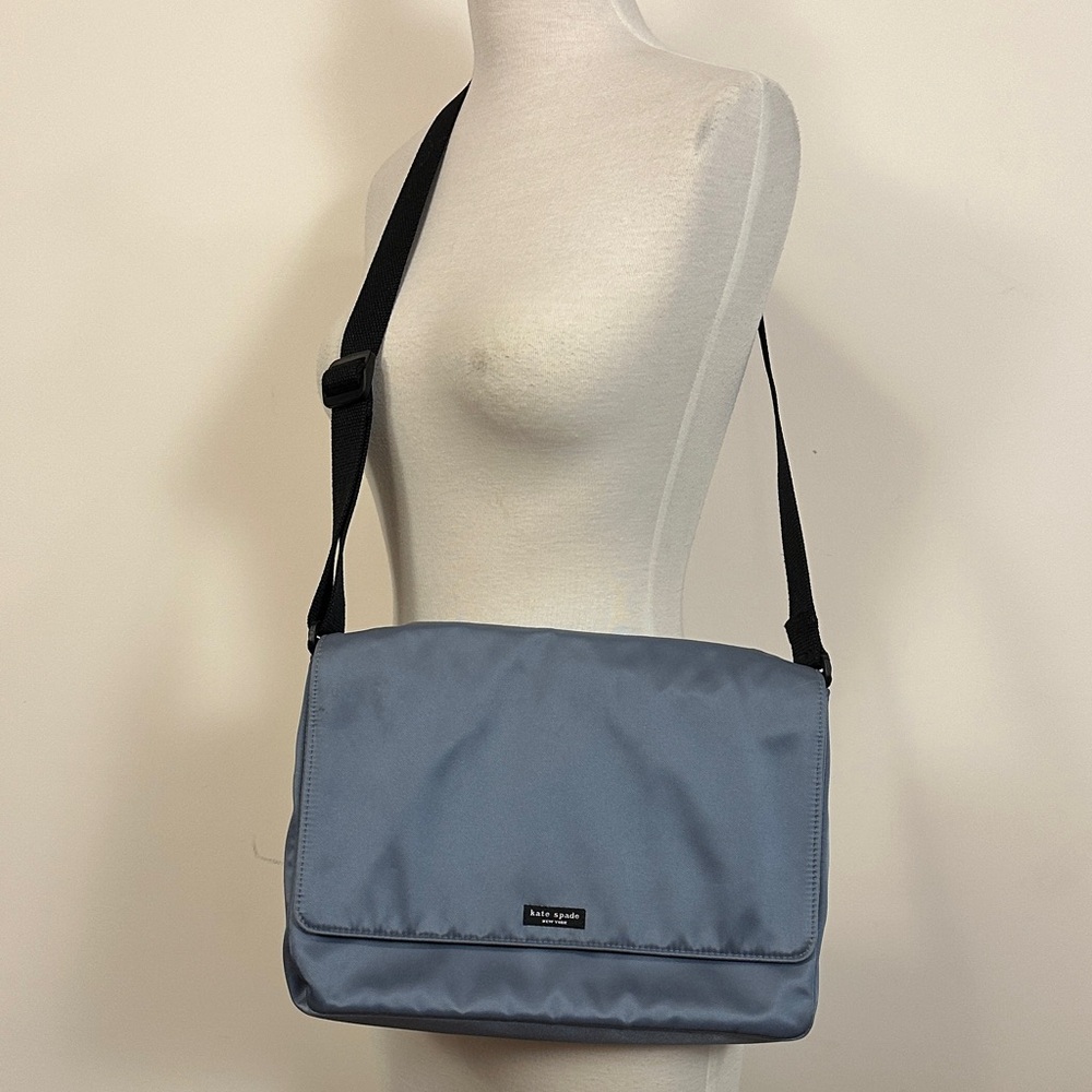 Vintage Kate Spade nylon messenger bag